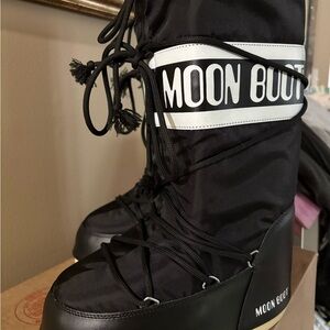 Moon Boot Women's Black Snow Boots
